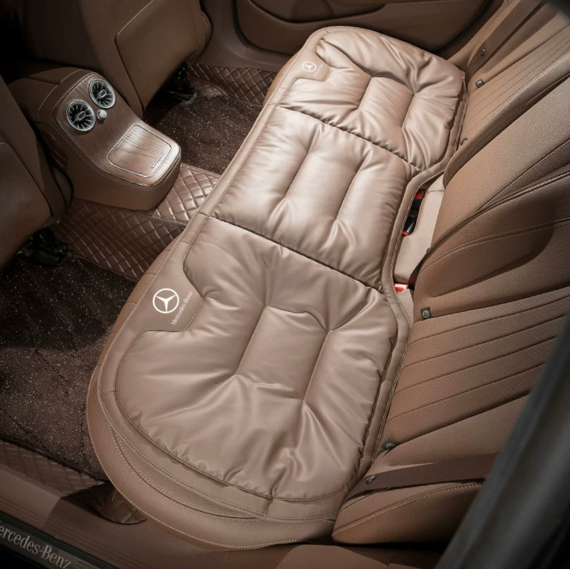 Pinauto - Coussin personnalisé pour la banquette arrière de la voiture